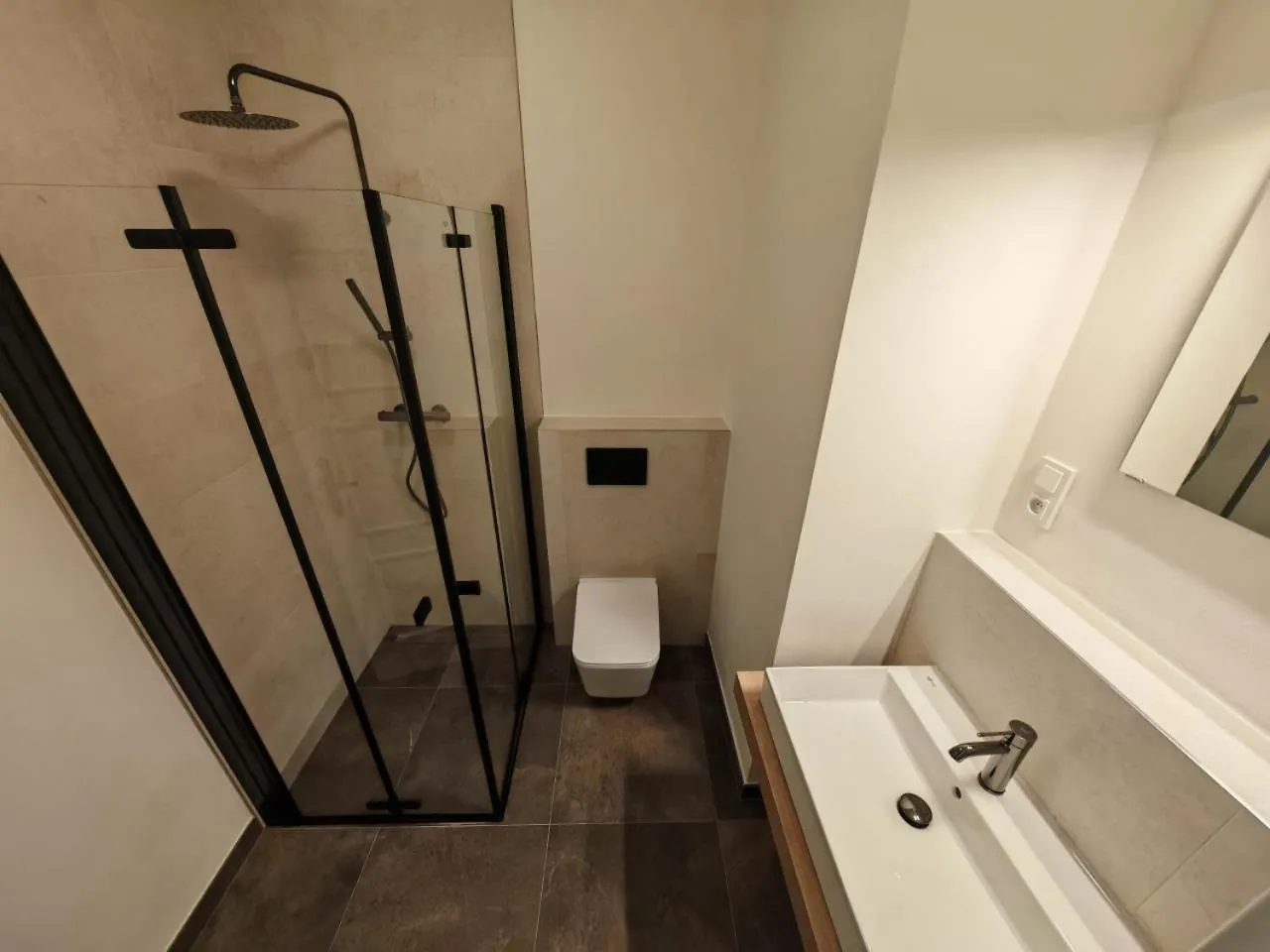Modern 1Br In Trendy Zizkov République tchèque